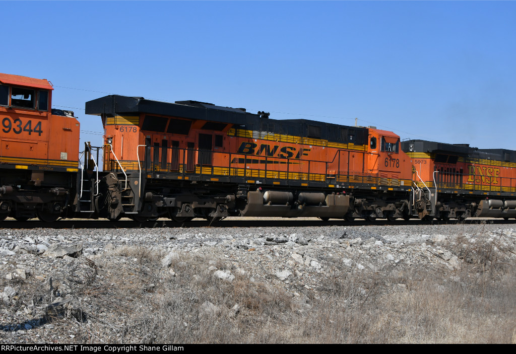 BNSF 6178 Roster shot.